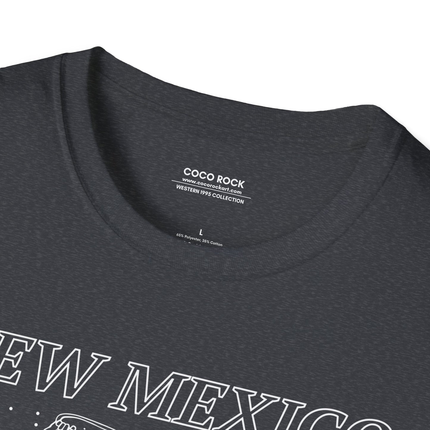 New Mexico, USA, White Cowboy Lasso Graphic T-Shirt, Western 1995 Graphic Tee Collection