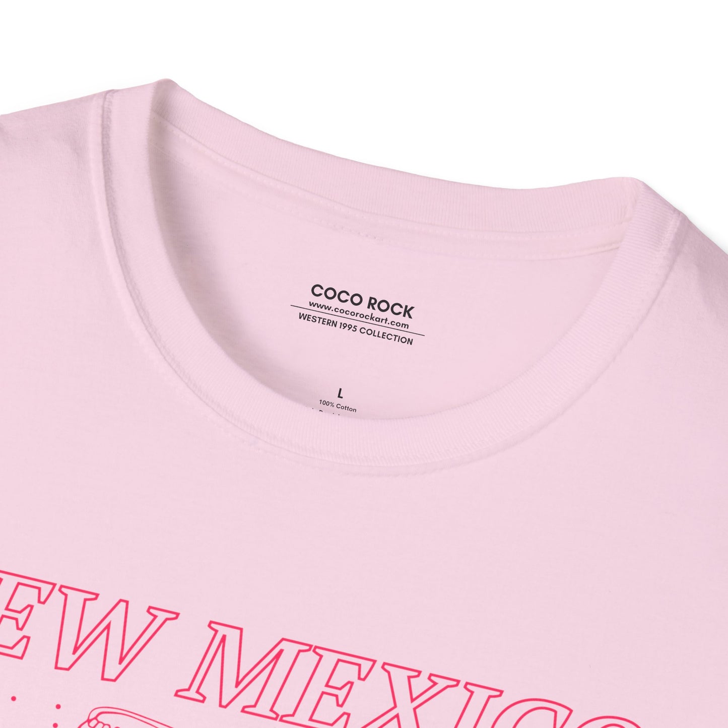 New Mexico, USA, Pink Cowboy Lasso Graphic T-Shirt, Western 1995 Graphic Tee Collection